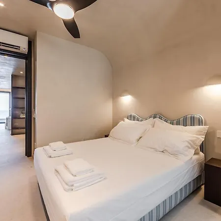 Casa Sud Luxury 2br By Pikhost Lejlighed Vlorë